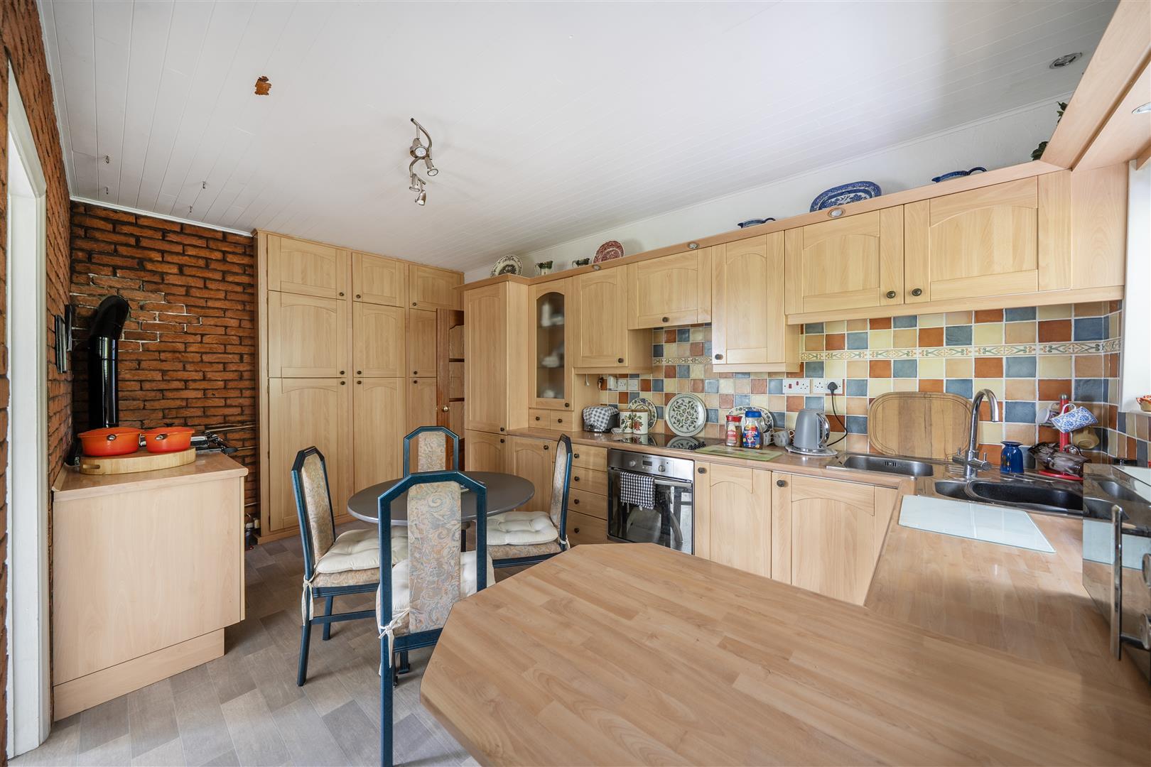 Penclawdd, Swansea, SA4 3LE
